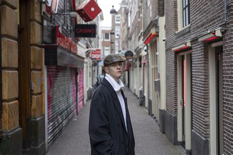 stijn de vries maagd|Stijn (23) is maagd en maakte er een documentaire over